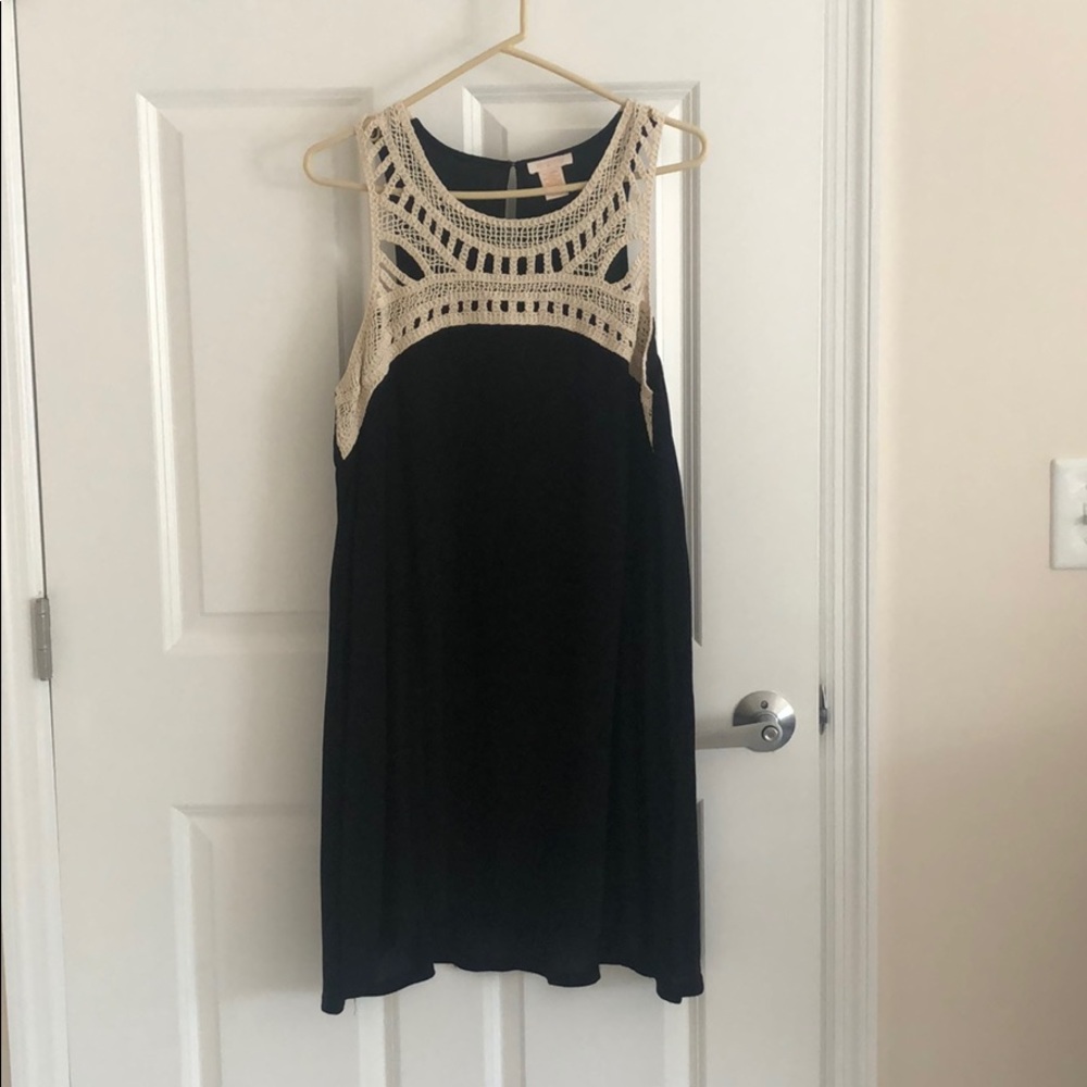 Klozlyne Balck and tan embroidered sundress